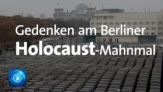 Wie soll man am Berliner HolocaustMahnmal gedenken [upl. by Engamrahc157]